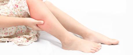 Otoky nohou a bolesti nohou mohou značit onemocnění žil, lymfatický systém i potíže s tepnami. Léčba je zcela jiná, poraďte se s lékařem.
